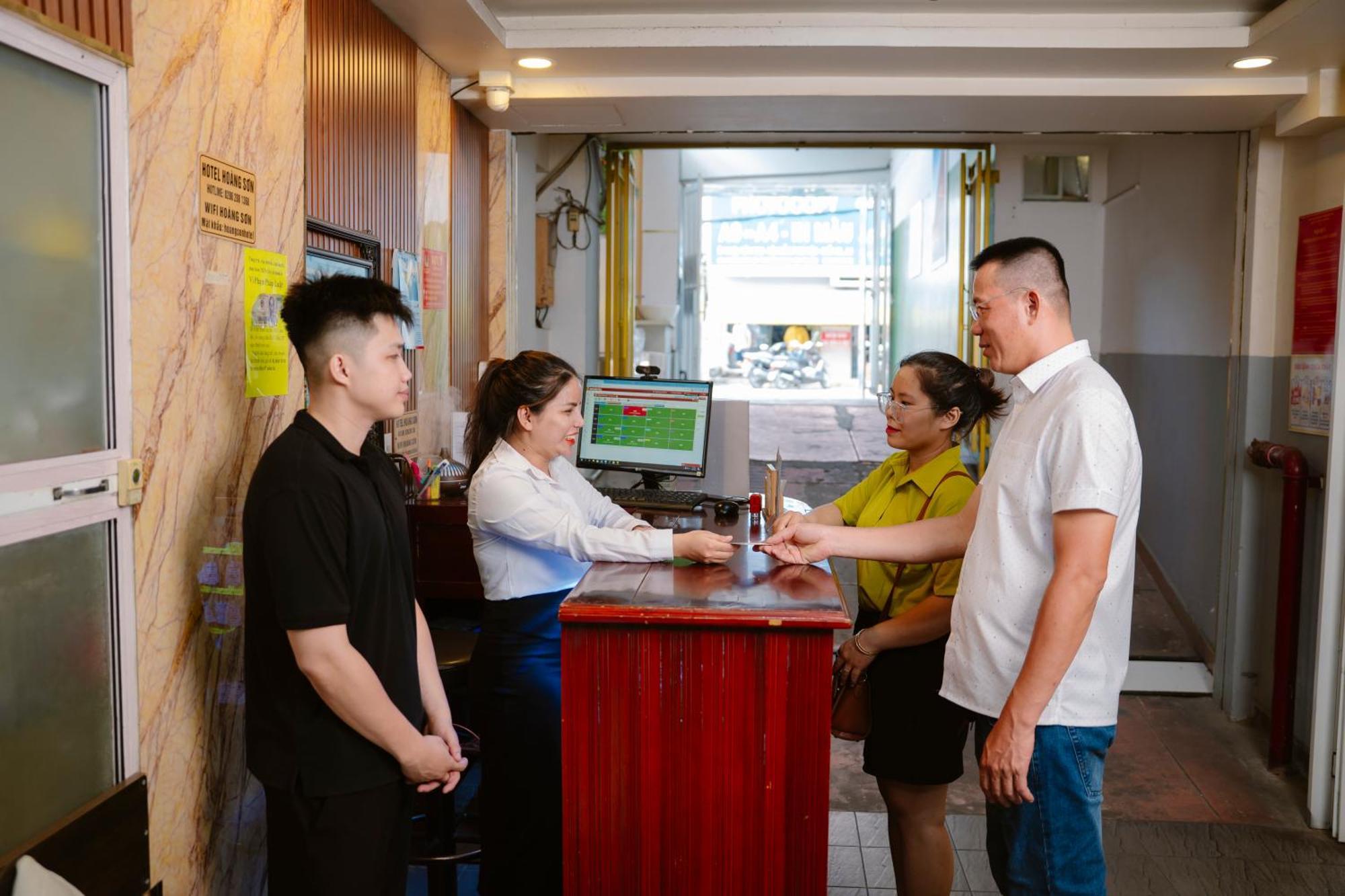 Hoàng Sơn Hotel TP. Hồ Chí Minh Ngoại thất bức ảnh